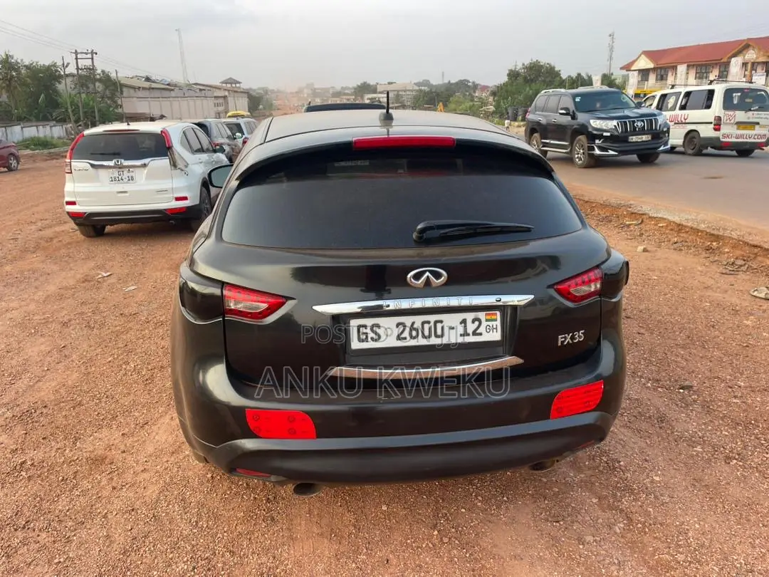 Infiniti FX35 Base 4x2 (3.5L 6cyl 7A) 2011 Black