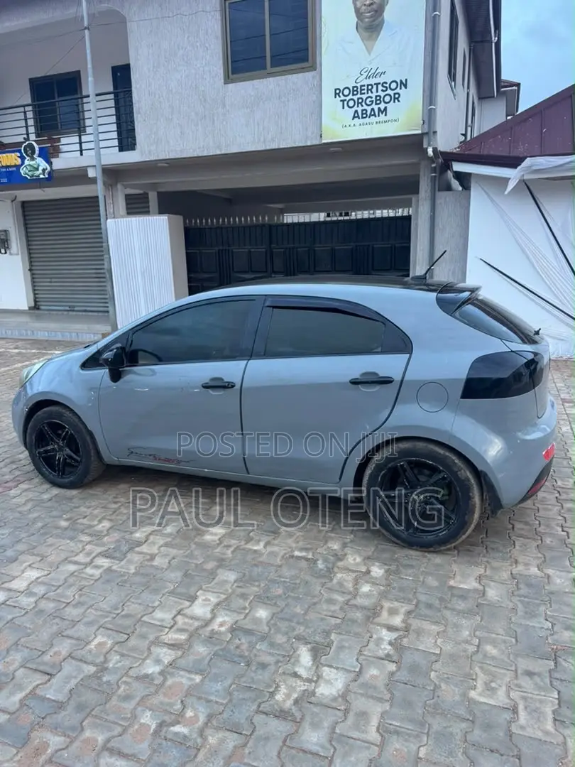 Kia Rio EX 4dr Hatchback (1.6L 4cyl 6A) 2012 Gray