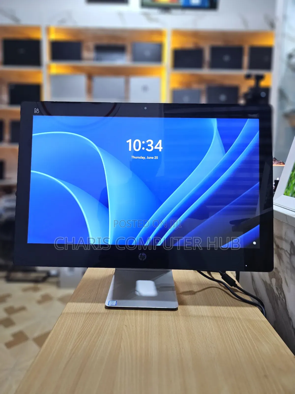 Desktop Computer HP Pavilion 27 8GB Intel Core i5 HDD 1T