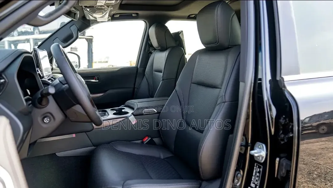 New Toyota Land Cruiser 2025 Black