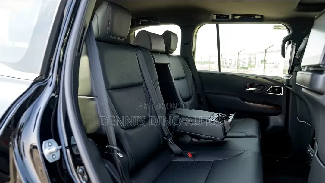 New Toyota Land Cruiser 2025 Black