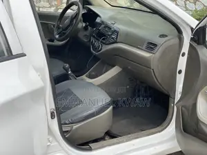Kia Morning 2013 White