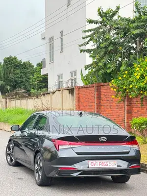 Hyundai Elantra Limited 2021 Gray