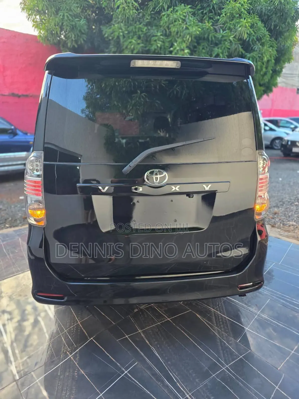 Toyota Voxy 2010 Black
