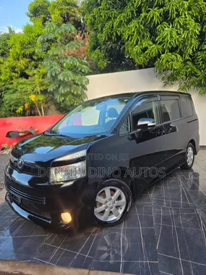 Toyota Voxy 2010 Black