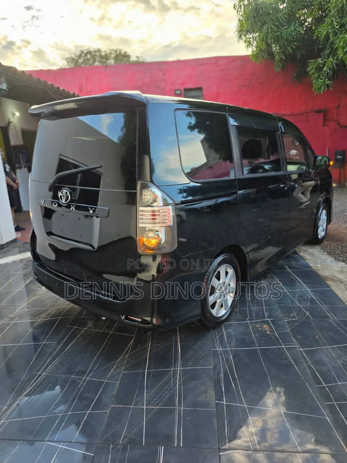 Toyota Voxy 2010 Black