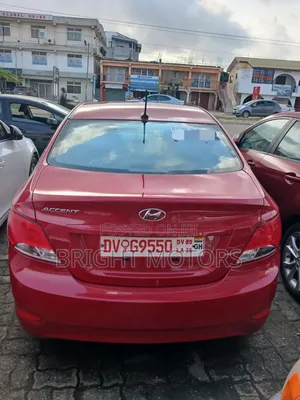 Hyundai Accent 2016 Red