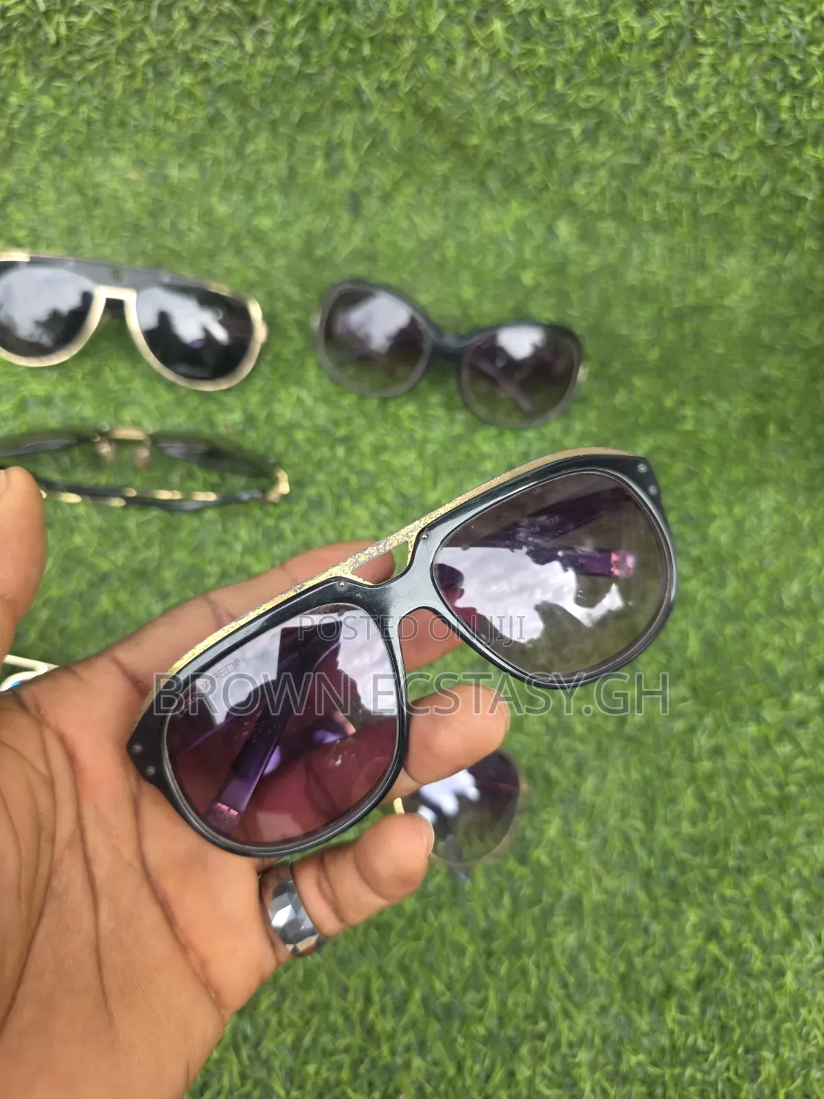 Us Used Sunglasses (Swipe for More)