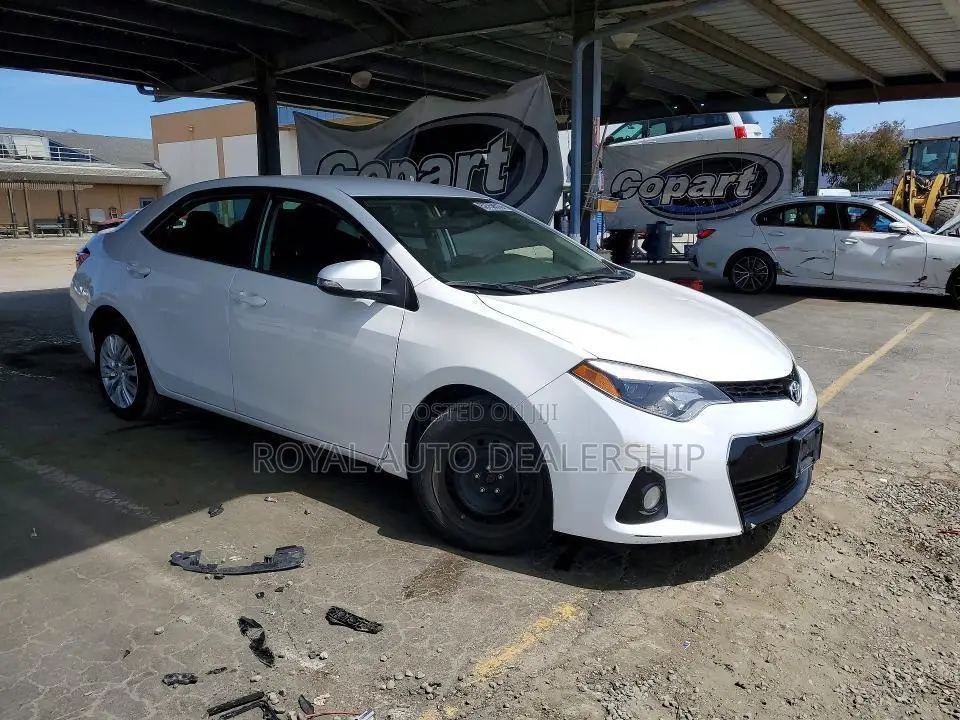 Toyota Corolla S Premium 4dr Sedan (1.8L 4cyl CVT) 2016 White