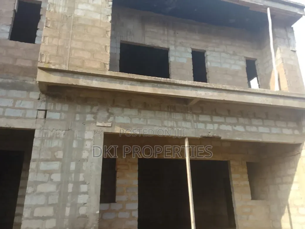 5bdrm House in Dki Properties, Frafraha for sale