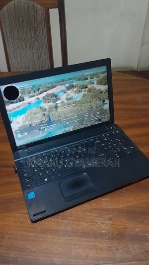 Laptop Toshiba C50 4GB Intel HDD 500GB