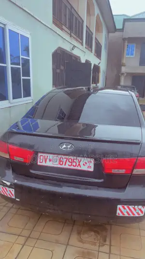 Hyundai Sonata 2011 Black
