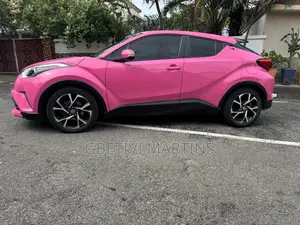 Toyota C-HR 2018 Pink