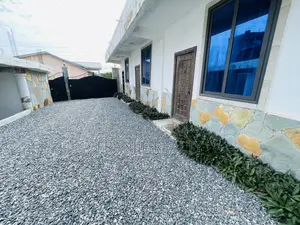 1bdrm Apartment in Franjie Realty, West Hills Mall Area for rent