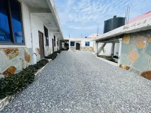 1bdrm Apartment in Franjie Realty, West Hills Mall Area for rent