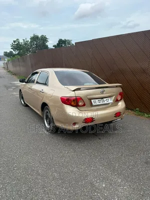 Toyota Corolla Base 4dr Sedan (1.8L 4cyl 5M) 2010 Brown