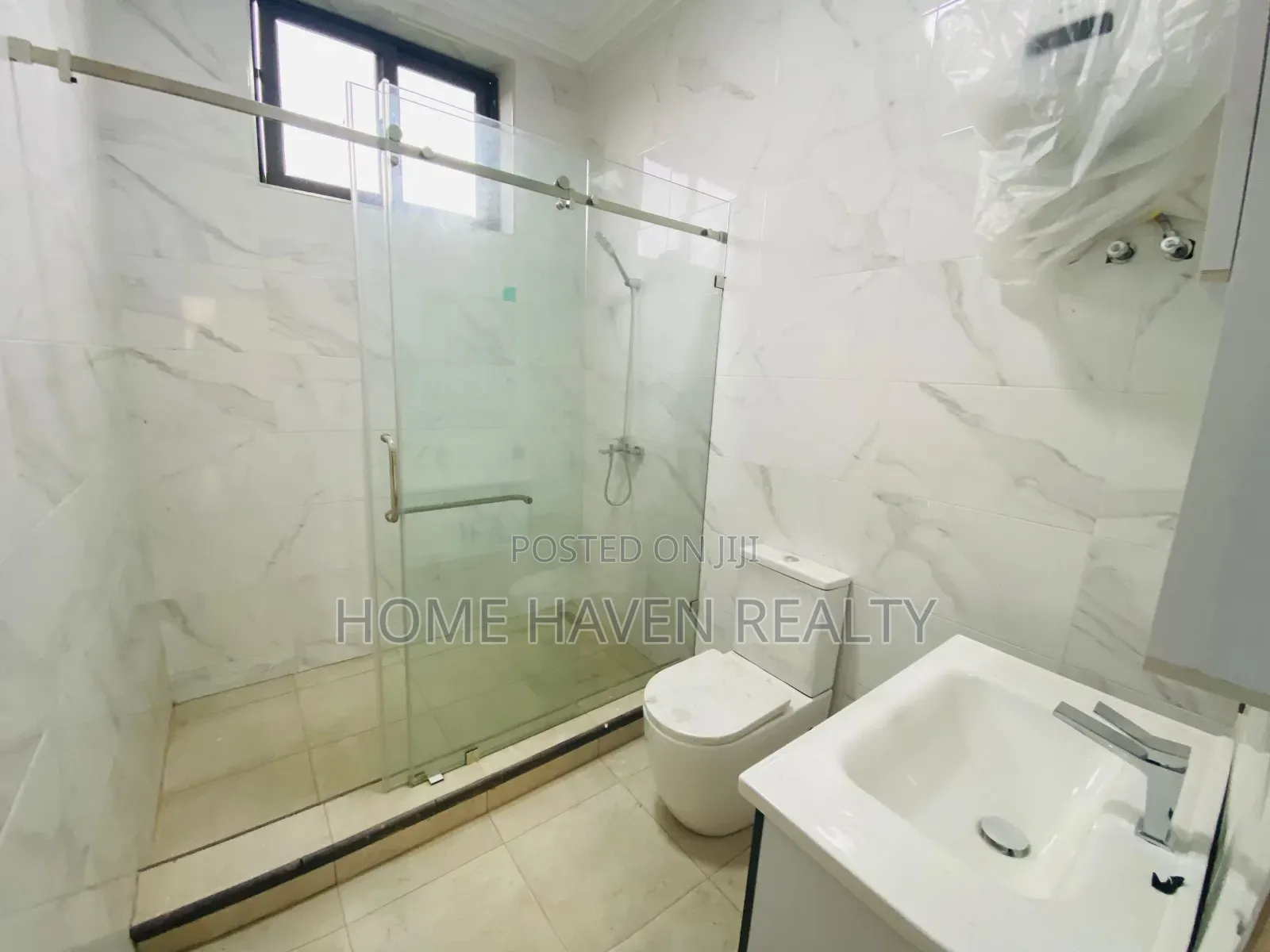 2bdrm Apartment in Abelemkpe, Methodist Church Area for rent