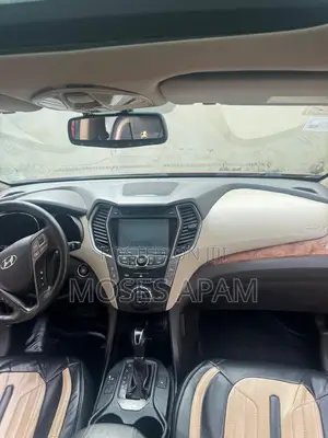 Hyundai Santa Fe 2014 Red