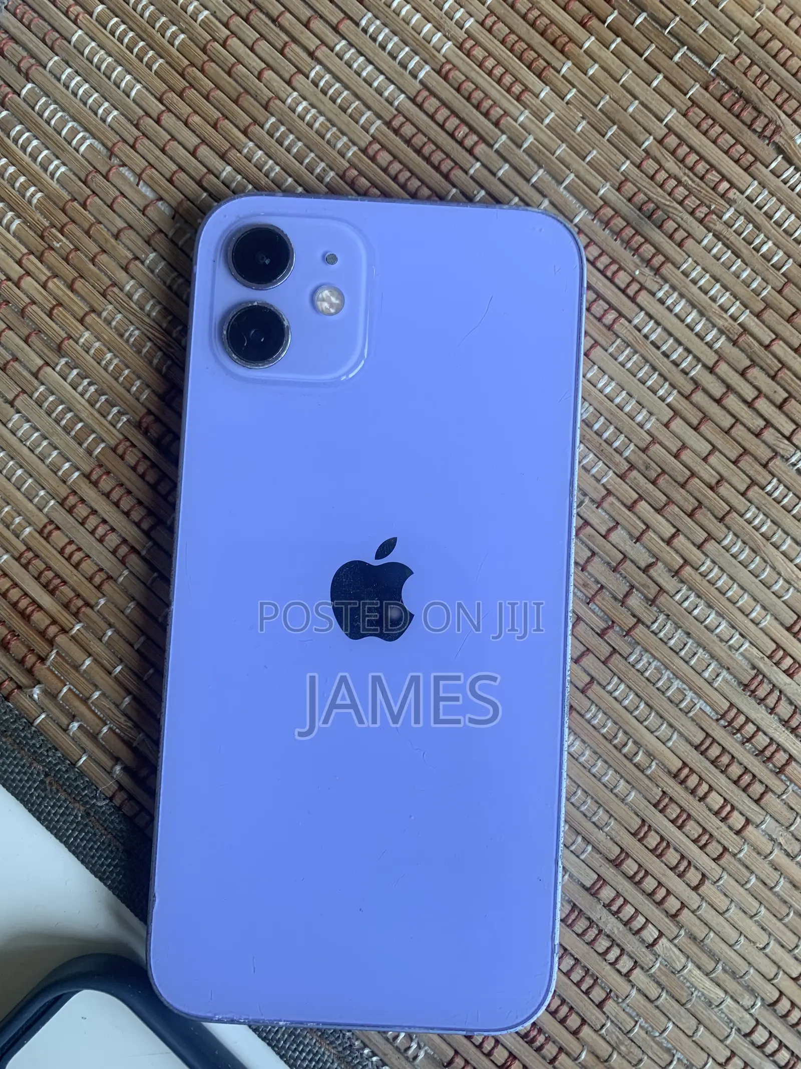 Apple iPhone 12 64 GB Purple