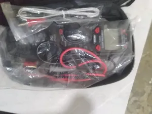 Deli True RMS Clamp Multimeter