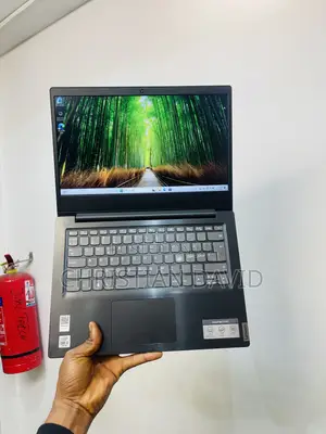 Laptop Lenovo Ideapad 3-14IIL05 8GB Intel Core i3 SSD 256GB
