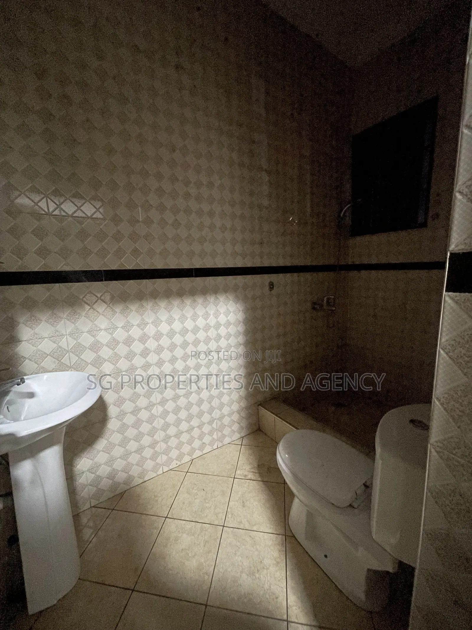2bdrm Apartment in Buade for rent