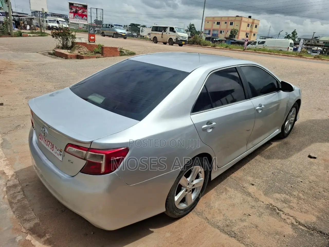 Toyota Camry 2014 Silver