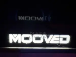 Mooved 32 Inch Tv