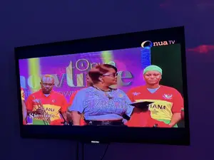 Mooved 32 Inch Tv
