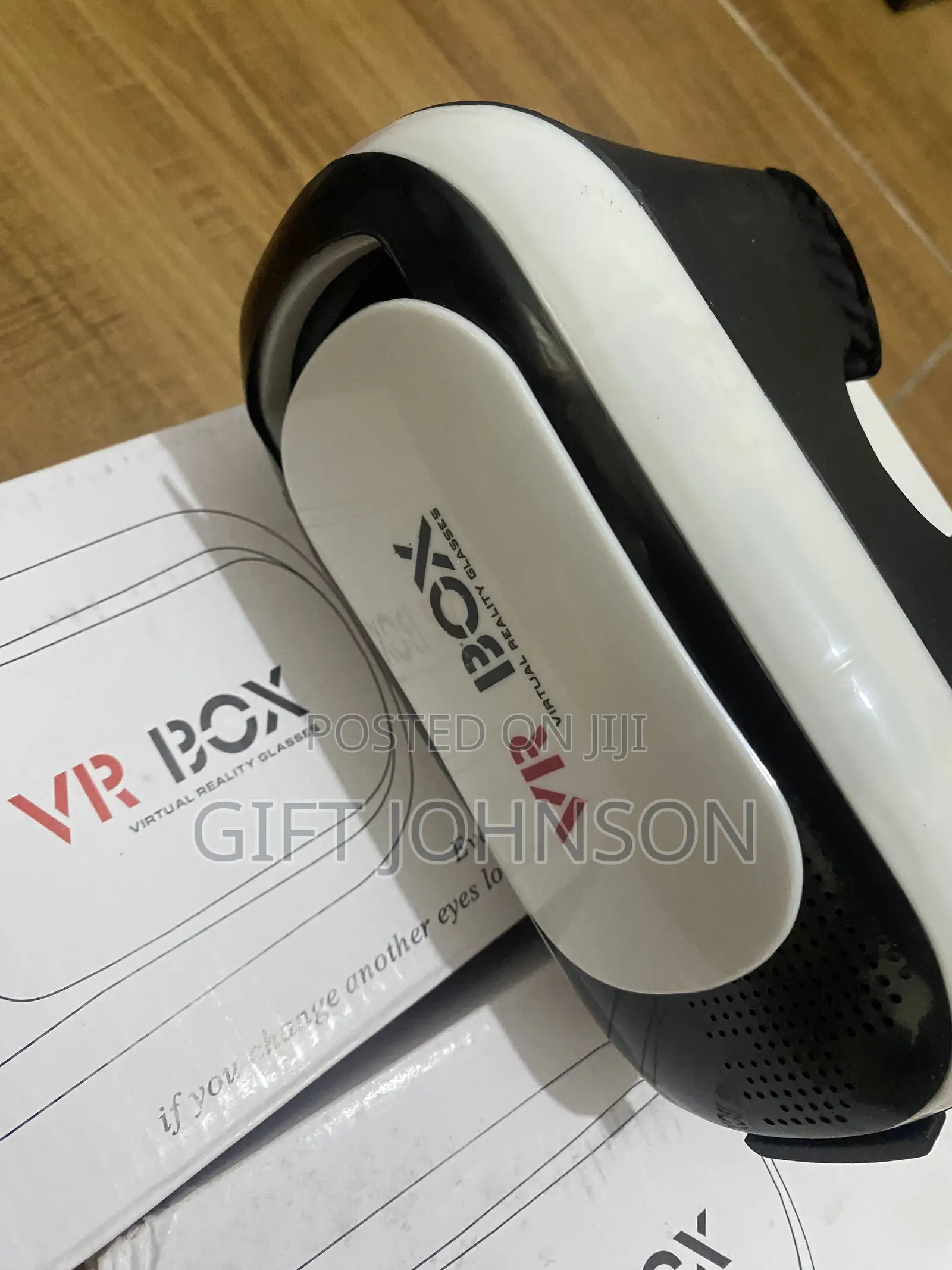 Virtual Reality for Watching Movies and Playing Games