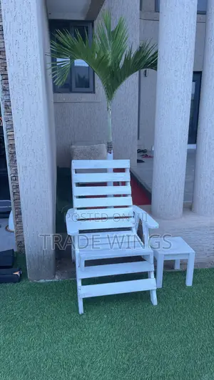 White Relaxation Chair