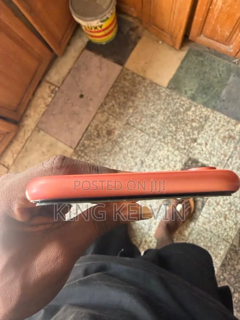 Apple iPhone XR 64 GB Orange