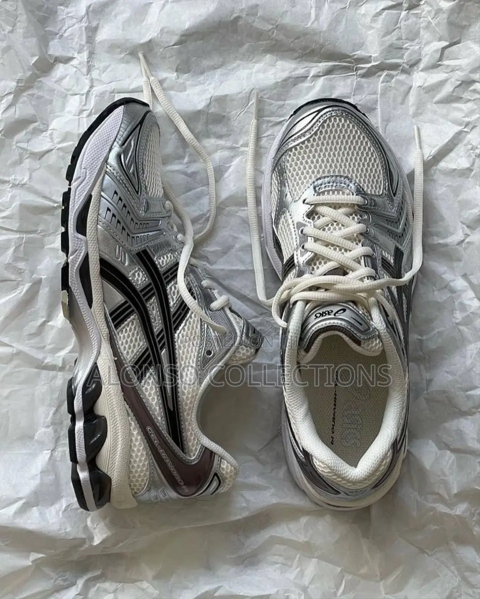 Asics Gel Kanayo 14 Metallic Silver