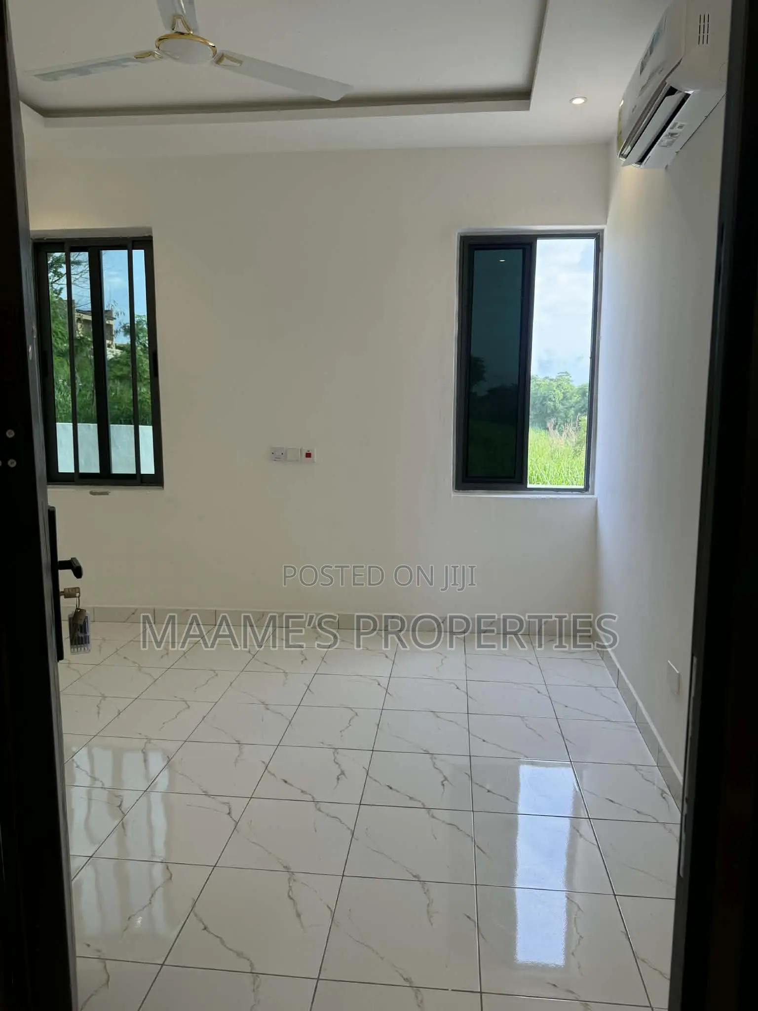 4bdrm Duplex in Kwabenya for sale