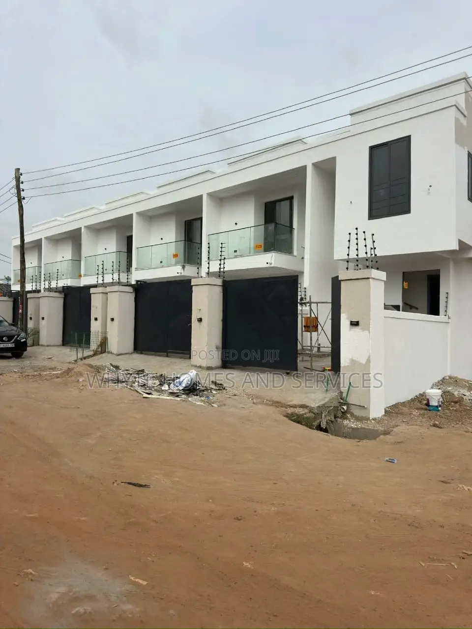 2bdrm Townhouse/Terrace in Ashaley Botwe for sale