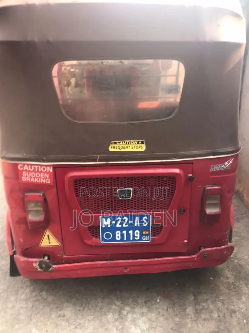 Bajaj RE 2022 Red