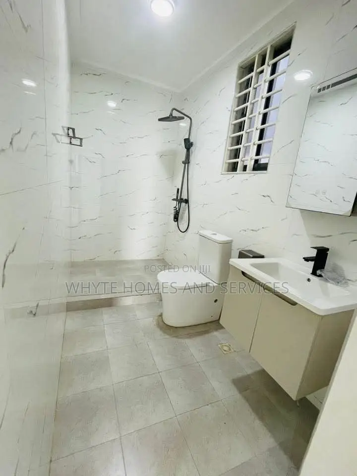 3bdrm House in East Legon for sale
