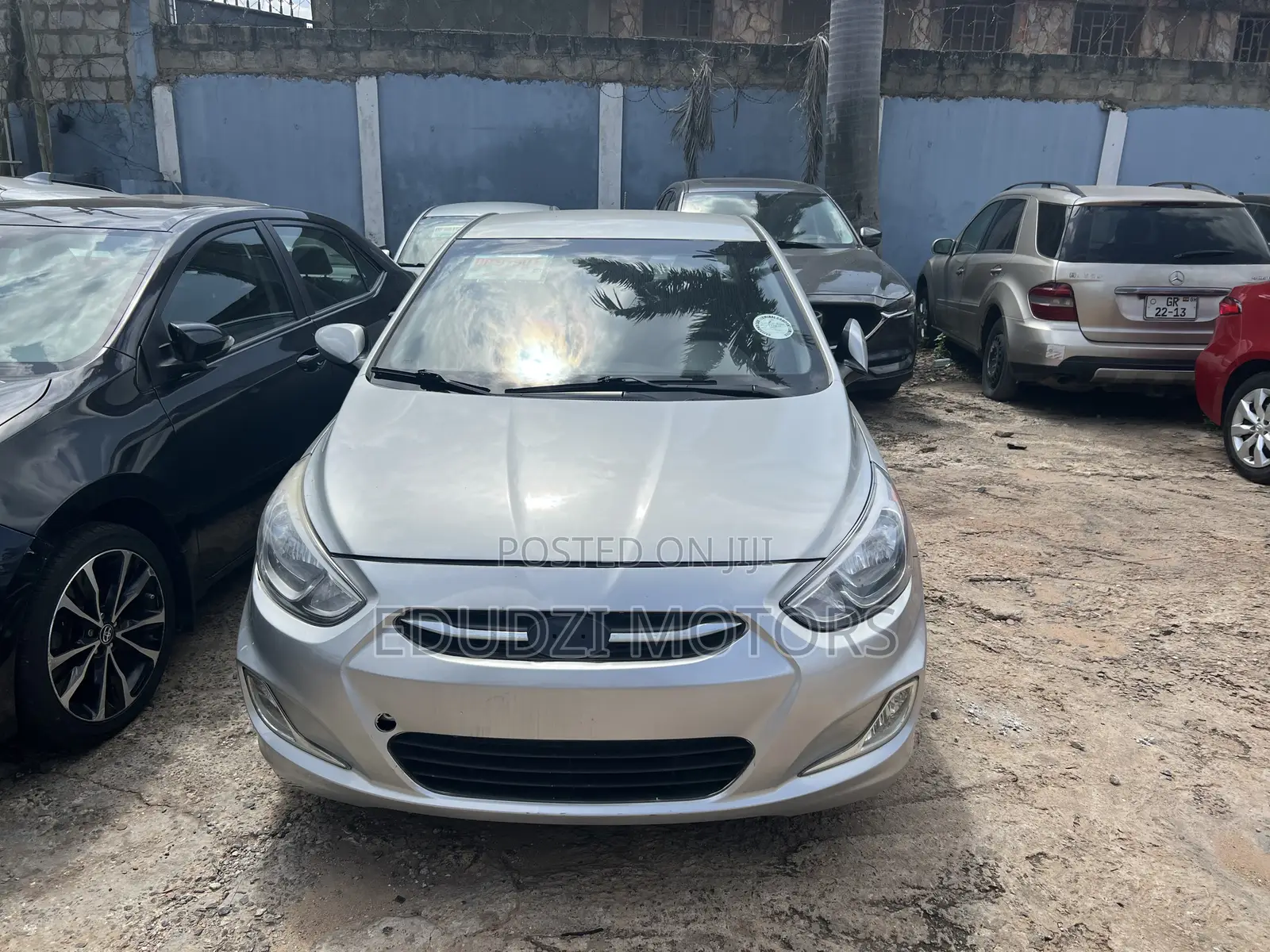 Hyundai Accent SE Sedan 2016 Silver