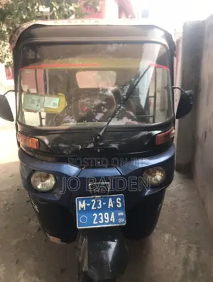 Bajaj RE 2023 Black