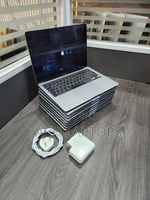 Laptop Apple MacBook Pro 2020 16GB Intel Core i5 SSD 1T