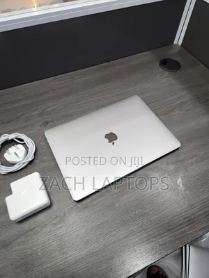 Laptop Apple MacBook Pro 2019 8GB Intel Core i5 SSD 256GB