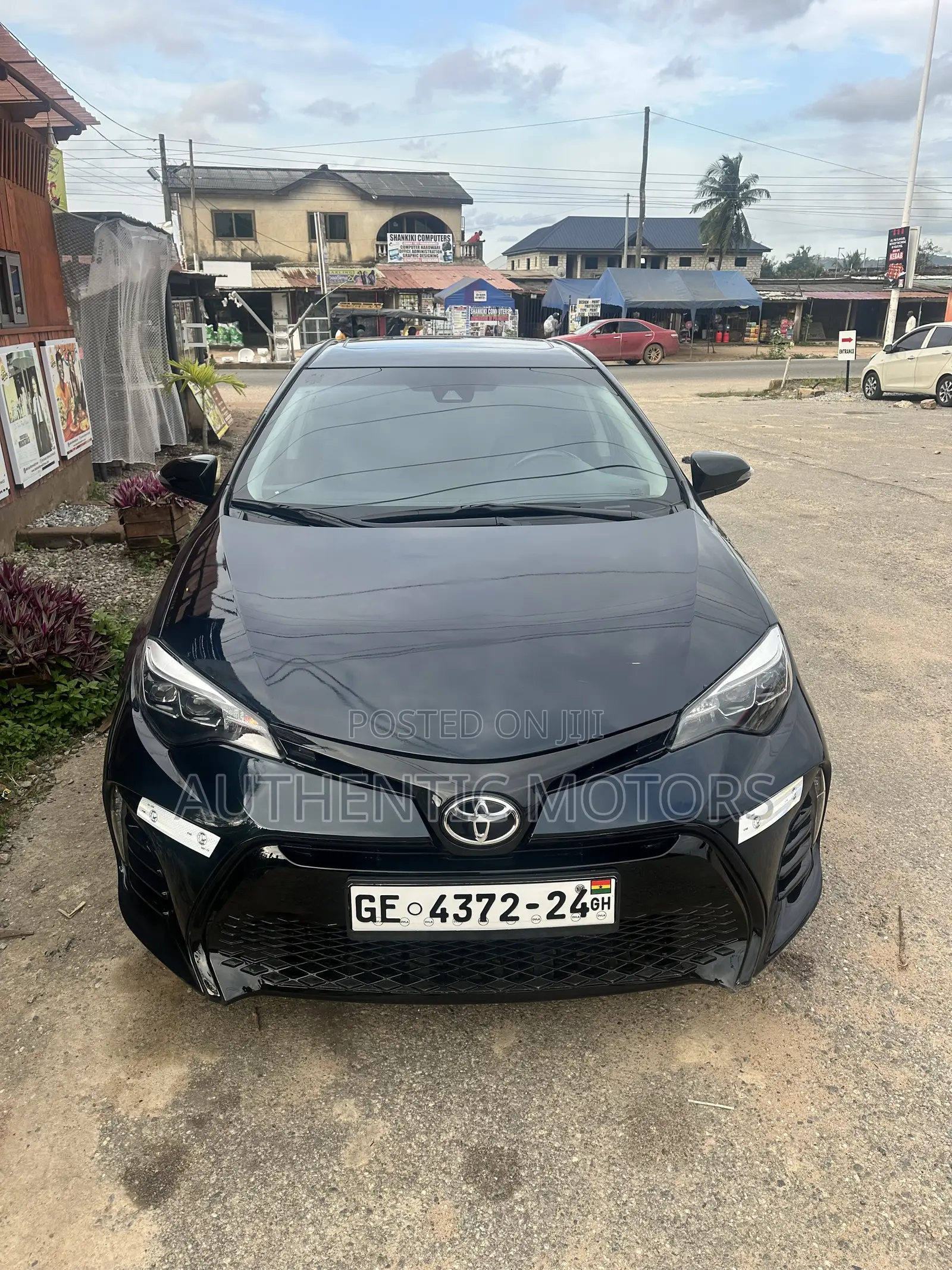 Toyota Corolla XSE (1.8L 4cyl 2A) 2018 Black