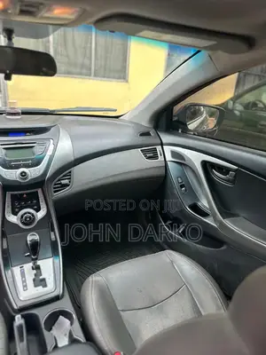 Hyundai Elantra 2012 Gray