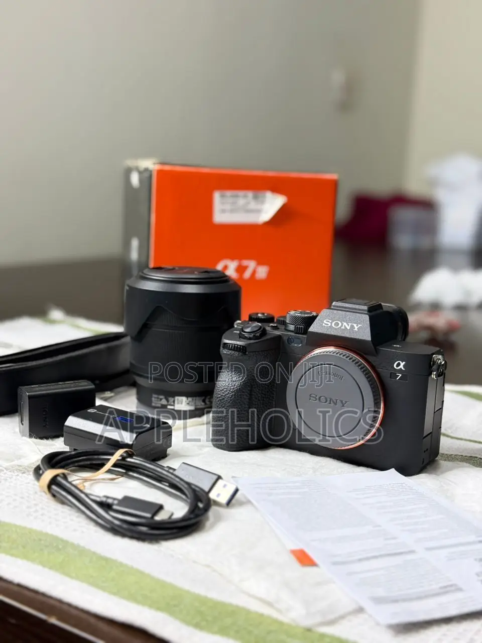 Sony A7 Iv Camera With Lense