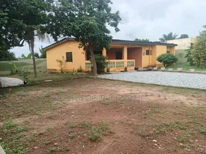3bdrm House in Lapaz, Accra Metropolitan for rent