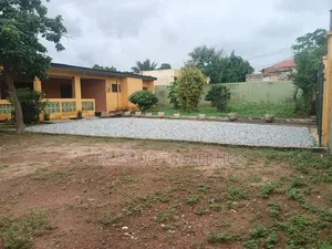 3bdrm House in Lapaz, Accra Metropolitan for rent