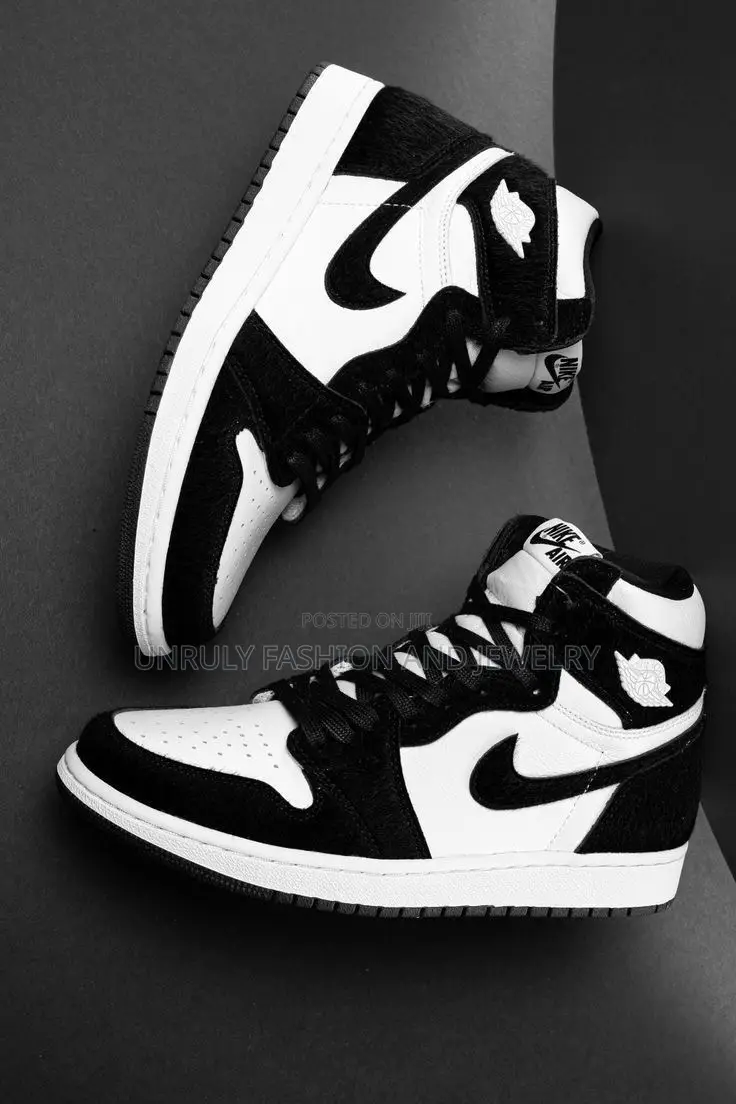 Alm Sneakers