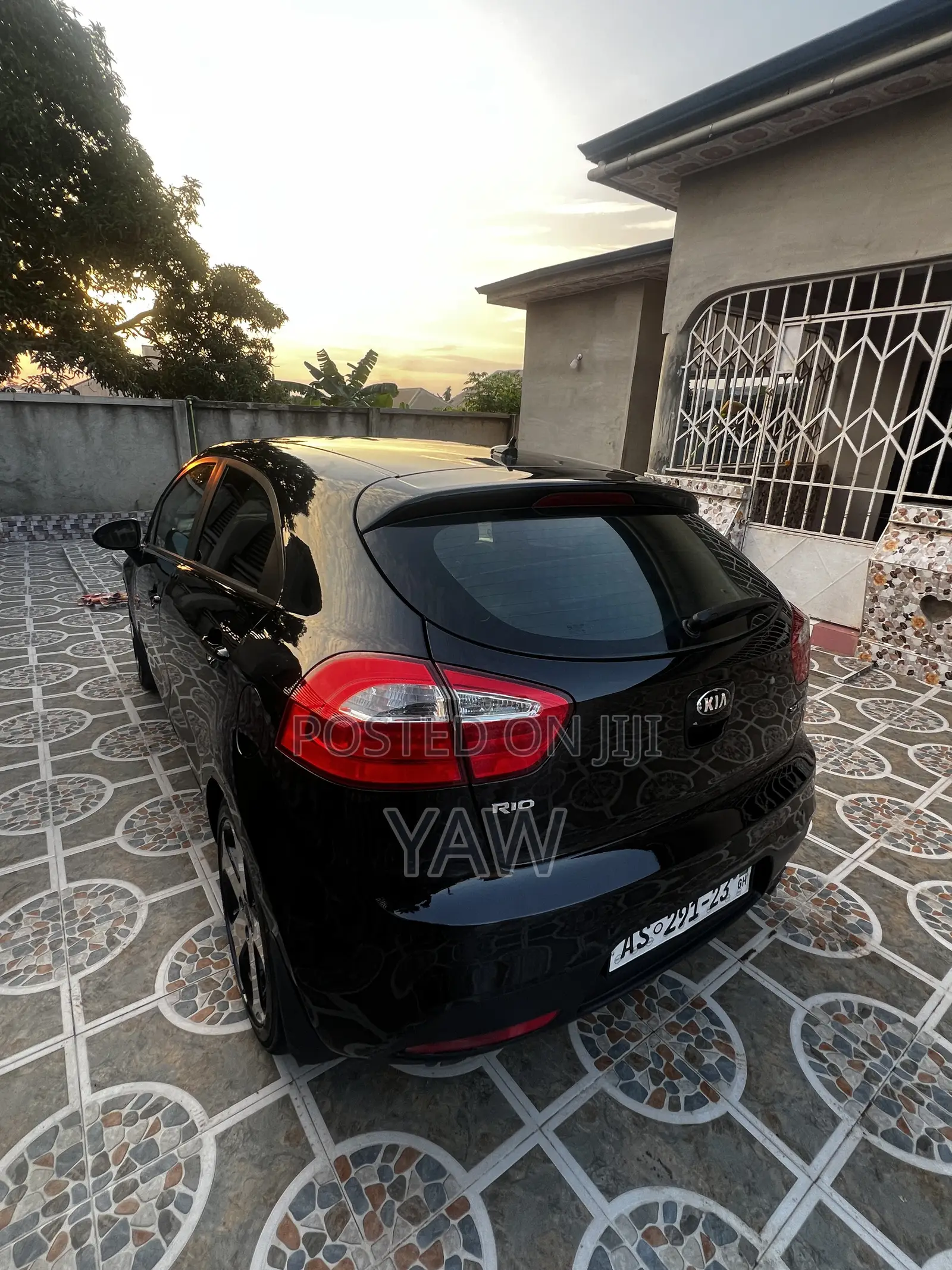 Kia Rio SX 4dr Hatchback (1.6L 4cyl 6A) 2014 Black