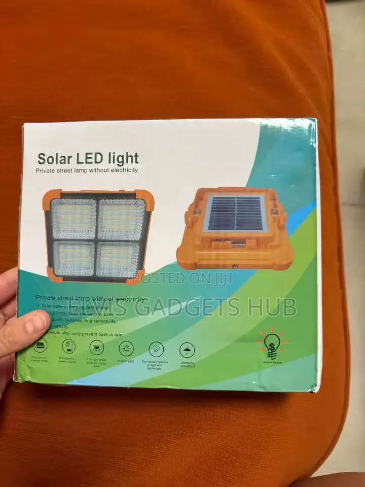 Premium Rechargeable Solar 4800mah Led Flashlight