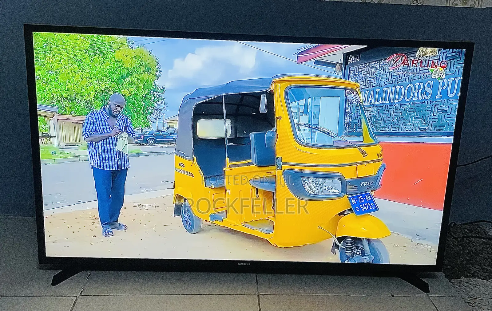 Uk Used Samsung Smart Digital Satellite 43 Inches